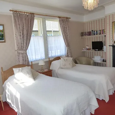 Lyndale Pateley Bridge