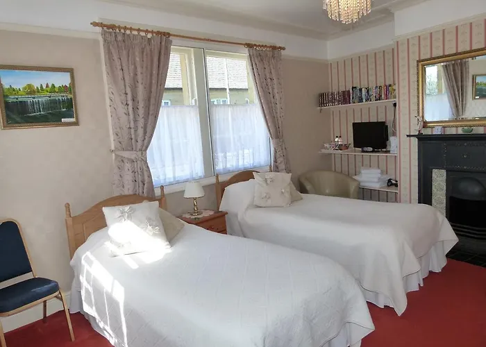 Lyndale Pateley Bridge