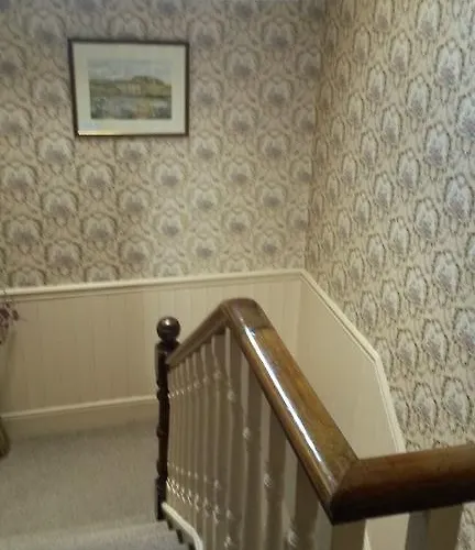 Guest house Lyndale 4*